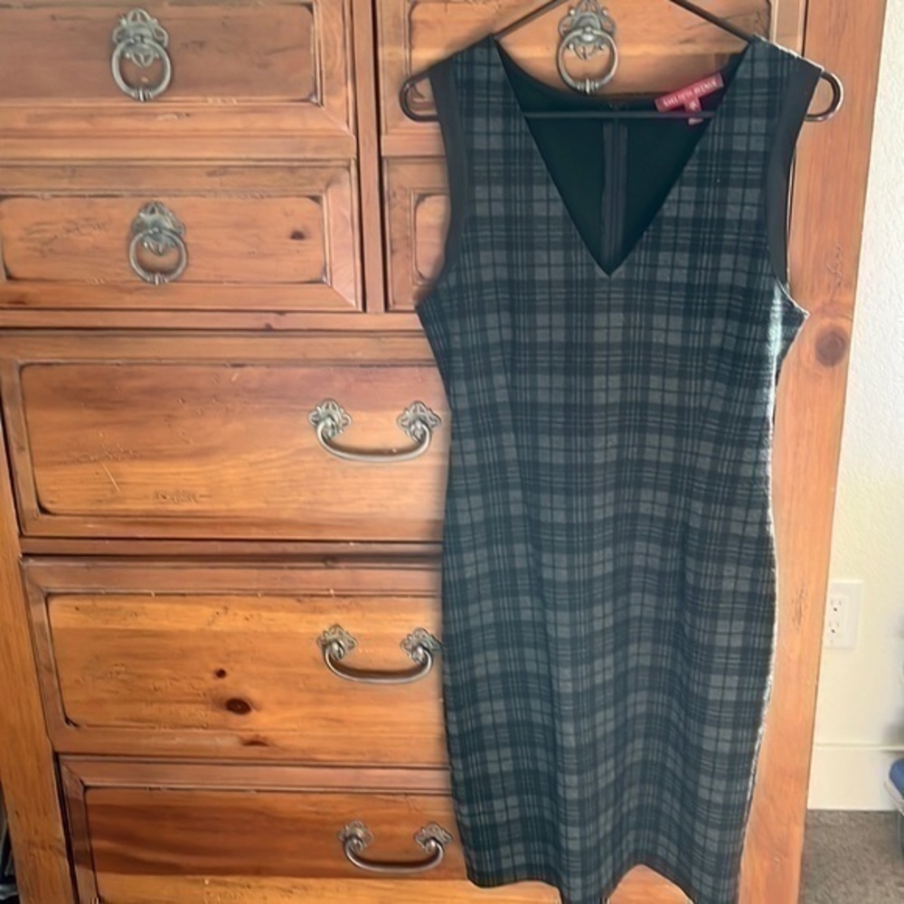 Saks Fifth Avenue Women’s Black And Gray Plaid Dress Size Large Preloved